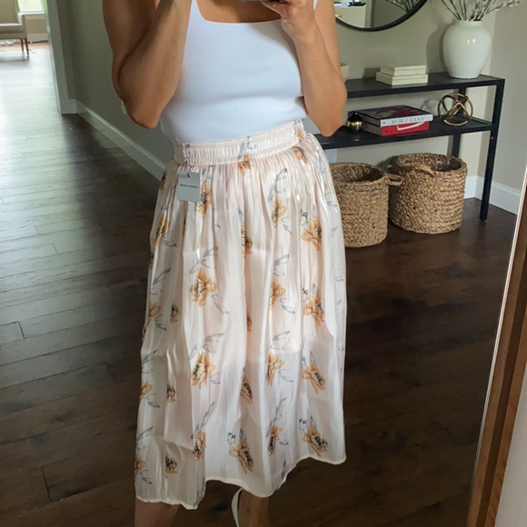 Frnch Floral Elodia Skirt - Picture 4 of 9